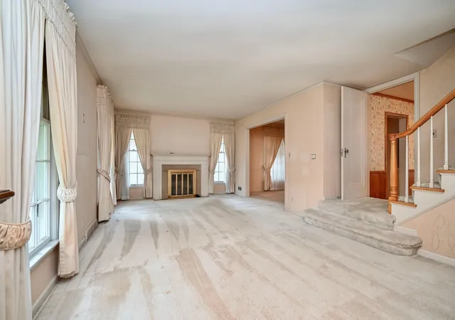 Photo 1 of Sale Pending at 928 W Mark St, Winona, MN 55987 | MLS# 7154307 | Listing updated on 2026-10-08