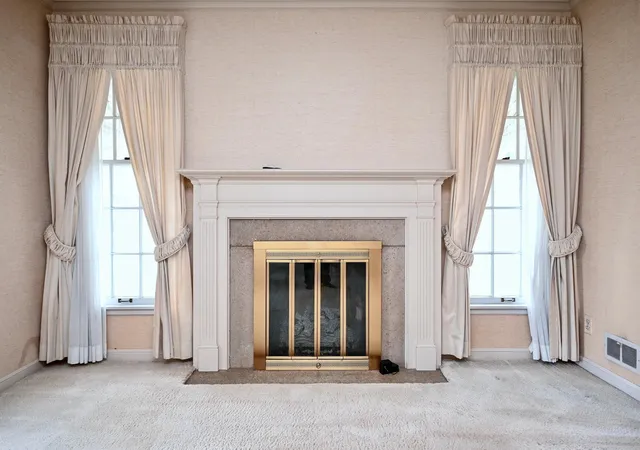 Photo 2 of Sale Pending at 928 W Mark St, Winona, MN 55987 | MLS# 7154307 | Listing updated on 2026-10-08