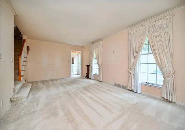 Photo 3 of Sale Pending at 928 W Mark St, Winona, MN 55987 | MLS# 7154307 | Listing updated on 2026-10-08