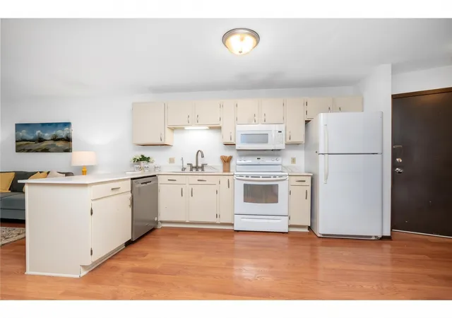 Photo 1 of Condo for sale at 175 County Rd B2 E #429, Saint Paul, MN 55117 | MLS# 7154313 | Listing updated on 2026-10-03
