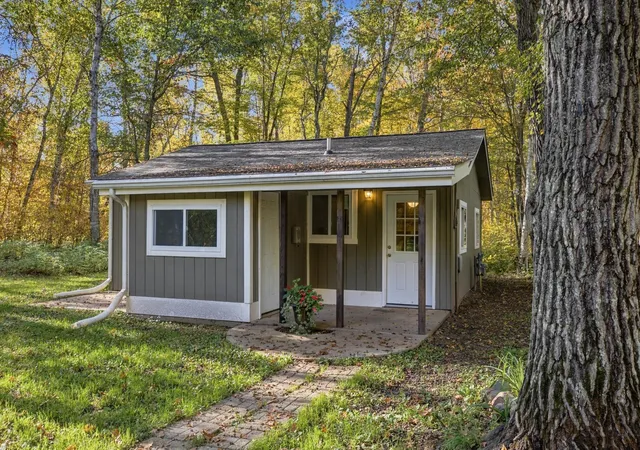 Photo 2 of Single family home for sale at 36172 Bonnie Lakes Rd, Crosslake, MN 56442 | MLS# 7154335 | Listing updated on 2026-10-16