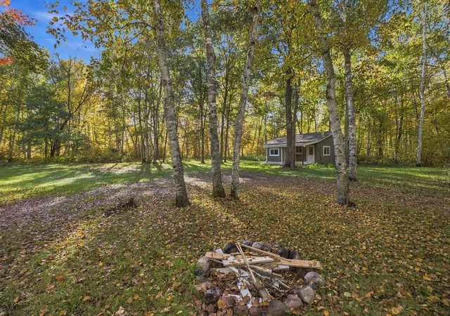 Photo 3 of Single family home for sale at 36172 Bonnie Lakes Rd, Crosslake, MN 56442 | MLS# 7154335 | Listing updated on 2026-10-16