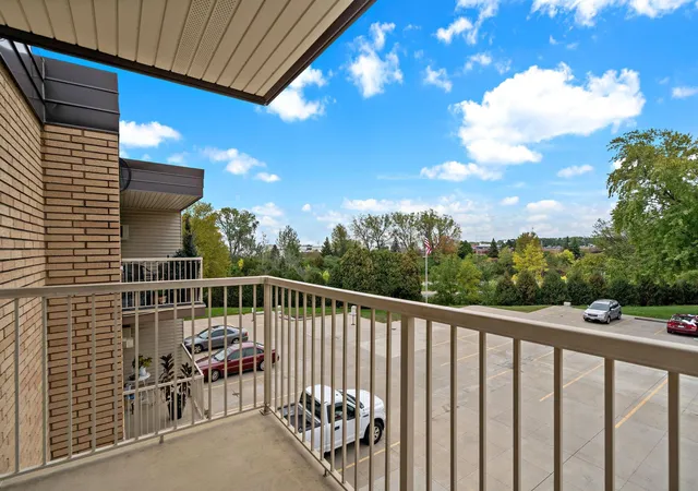 Photo 3 of Condo for sale at 3155 Old Hwy 8 #304, Minneapolis, MN 55418 | MLS# 7154337 | Listing updated on 2026-10-05
