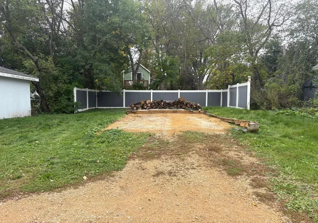 Photo 3 of Single family home for sale at 922 6th Street S, Stillwater, MN 55082 | MLS# 7154350 | Listing updated on 2026-10-08