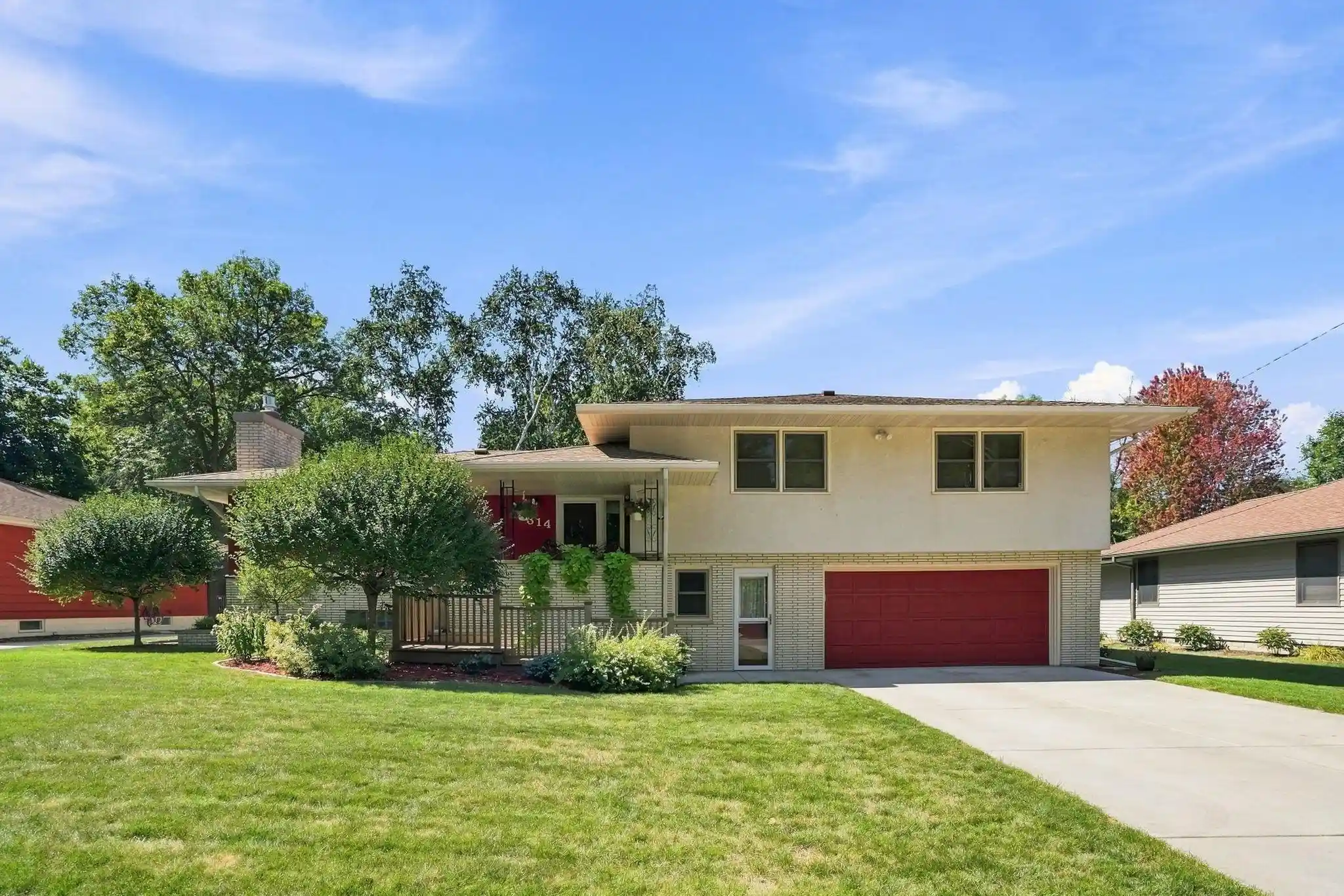 Photo 1 of Sale Pending at 314 Maple Ave S, Maple Lake, MN 55358 | MLS# 7154369 | Listing updated on 2026-10-23
