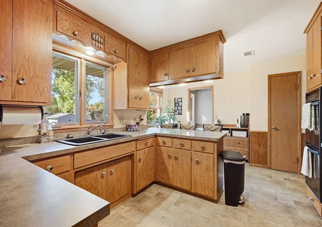 Photo 3 of Single family home for sale at 314 Maple Ave S, Maple Lake, MN 55358 | MLS# 7154369 | Listing updated on 2026-10-07