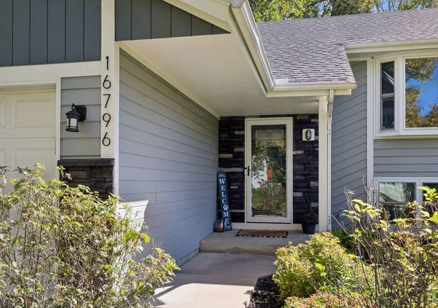 Photo 3 of Single family home for sale at 16796 Jonquil Trl, Lakeville, MN 55044 | MLS# 7154371 | Listing updated on 2026-10-29