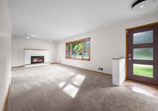 Photo 3 of Single family home for sale at 13404 Windyhill Rd, Hopkins, MN 55305 | MLS# 7154386 | Listing updated on 2026-10-10