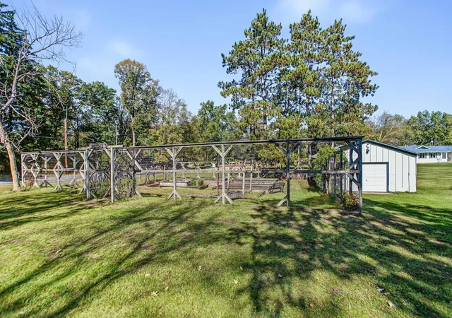 Photo 1 of Single family home for sale at 963 Trout Brk Rd, Hudson, WI 54016 | MLS# 7154387 | Listing updated on 2026-10-07