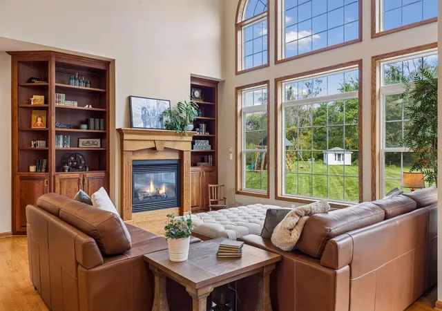 Photo 3 of Single family home for sale at 28245 Grandview Dr, Belle Plaine, MN 56011 | MLS# 7154402 | Listing updated on 2026-10-20