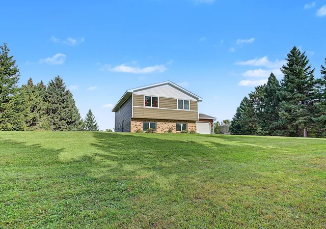 Photo 3 of Single family home for sale at 11409 Manning Trl N, Stillwater, MN 55082 | MLS# 7154407 | Listing updated on 2026-10-03