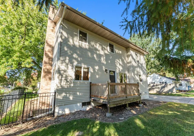 Photo 2 of Single family home for sale at 737 S Dakota Ave, New Richmond, WI 54017 | MLS# 7154419 | Listing updated on 2026-10-13