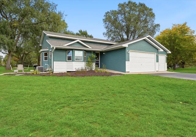 Photo 3 of Single family home for sale at 20720 187th Avenue NW, Big Lake, MN 55309 | MLS# 7154455 | Listing updated on 2026-10-07