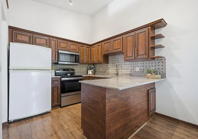 Photo 3 of Single family home for sale at 7973 147th Street W, Saint Paul, MN 55124 | MLS# 7154468 | Listing updated on 2026-10-22