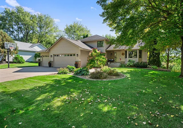 Single family home for sale at 1205 Hilloway Cir, Burnsville, MN 55306 | MLS# 7154476