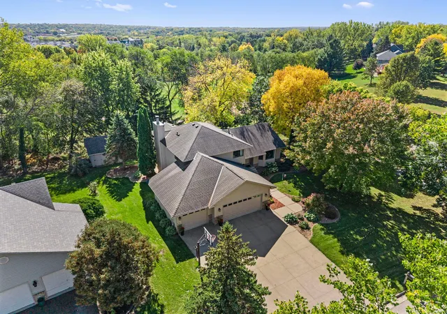 Photo 2 of Single family home for sale at 1205 Hilloway Cir, Burnsville, MN 55306 | MLS# 7154476 | Listing updated on 2026-10-07