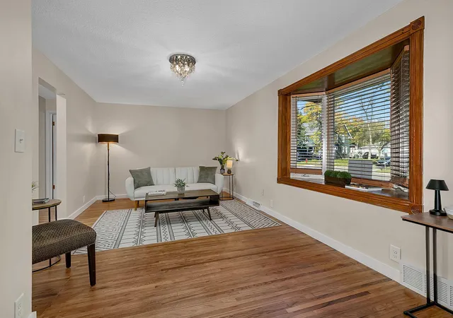 Photo 4 of Single family home for sale at 526 Becker Ave SE, Willmar, MN 56201 | MLS# 7154483 | Listing updated on 2026-10-08
