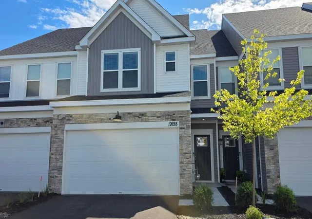 Photo 2 of Single family home for sale at 19186 Goldenrod Trl, Hamel, MN 55340 | MLS# 7154484 | Listing updated on 2026-10-03