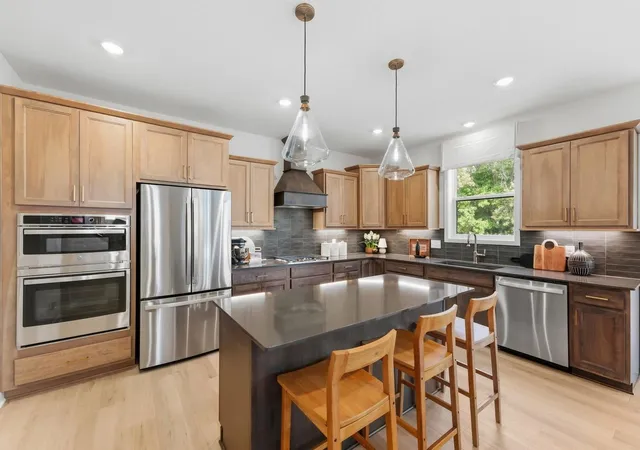 Photo 3 of Single family home for sale at 4187 Narrows Cyn Trl, Chaska, MN 55318 | MLS# 7154495 | Listing updated on 2026-10-02