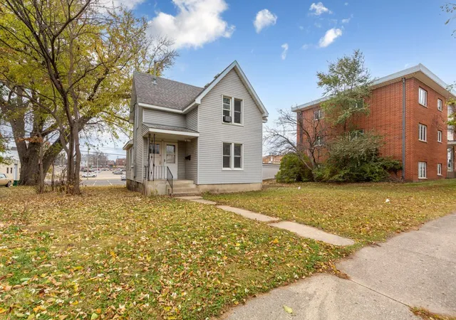 Photo 1 of Multi family home for sale at 214 W College St, Albert Lea, MN 56007 | MLS# 7154528 | Listing updated on 2026-10-03