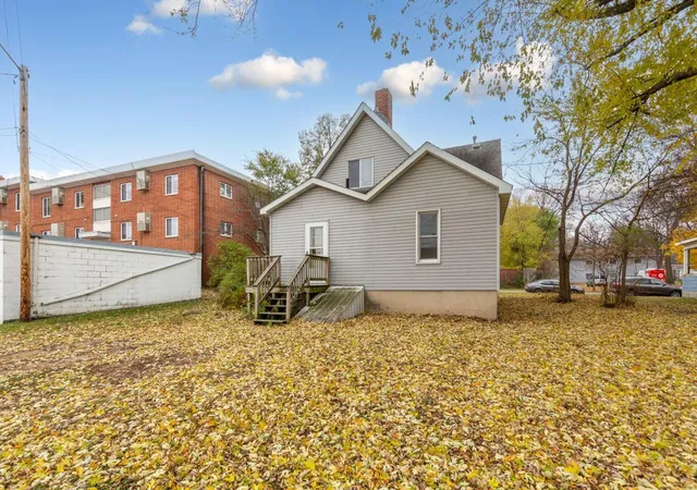 Listing Photo 5 - Condo for sale in building located at 214 W College St, Albert Lea, MN 56007