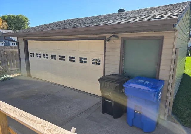 Photo 3 of Single family home for sale at 1706 2nd Avenue S, Fargo, ND 58103 | MLS# 7154540 | Listing updated on 2026-10-05