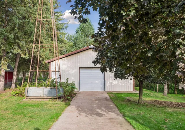 Photo 2 of Single family home for sale at 3548 Edgerton St, Saint Paul, MN 55127 | MLS# 7154559 | Listing updated on 2026-10-08