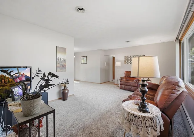 Photo 3 of Single family home for sale at 2128 Shale Ln, Saint Paul, MN 55122 | MLS# 7154586 | Listing updated on 2026-10-09
