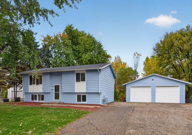 Photo 2 of Single family home for sale at 1785 Center St, Hugo, MN 55038 | MLS# 7154611 | Listing updated on 2026-10-16