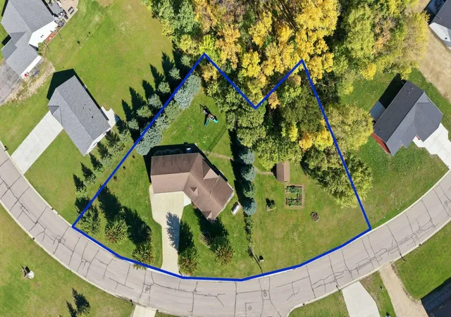 Photo 3 of Single family home for sale at 158 Greenview Ln, Miltona, MN 56354 | MLS# 7154613 | Listing updated on 2026-10-08