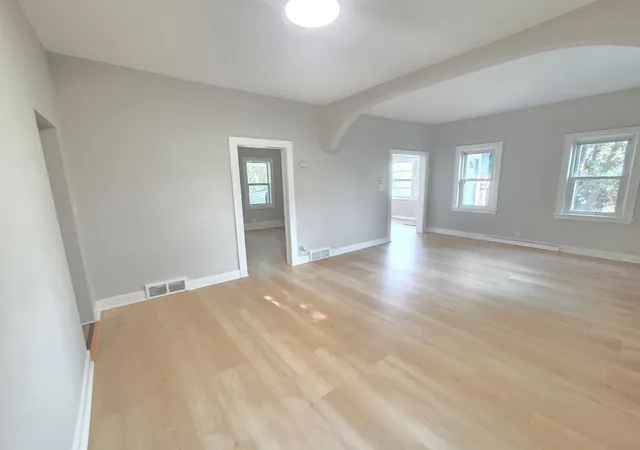 Photo 3 of Single family home for sale at 712 Maple St W, Stillwater, MN 55082 | MLS# 7154632 | Listing updated on 2026-10-04