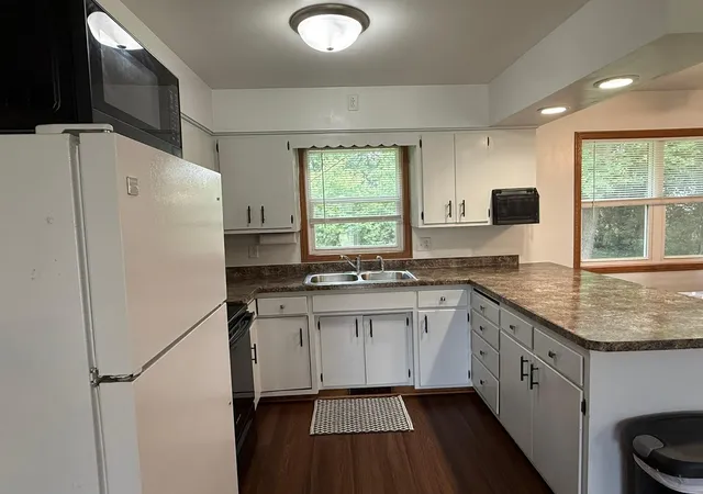 Photo 3 of Single family home for sale at 502 Prospect St, Milroy, MN 56263 | MLS# 7154634 | Listing updated on 2026-10-03
