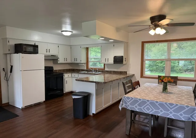 Photo 3 of Single family home for sale at 502 Prospect St, Milroy, MN 56263 | MLS# 7154634 | Listing updated on 2026-10-03