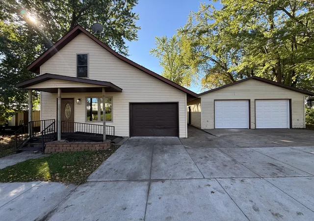 Single family home for sale at 525 Lake St N, Sauk Centre, MN 56378 | MLS# 7154642