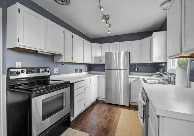 Photo 3 of Single family home for sale at 90 10th Street SE, Wells, MN 56097 | MLS# 7154647 | Listing updated on 2026-10-03