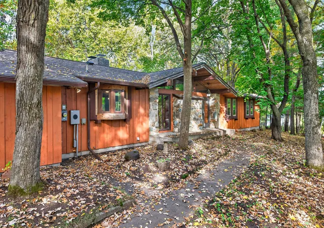 Photo 2 of Single family home for sale at 7694 89th Avenue Se, Clear Lake, MN 55319 | MLS# 7154651 | Listing updated on 2026-10-08