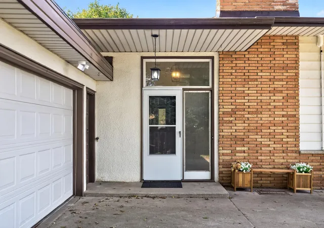 Photo 3 of Single family home for sale at 148 E Warburton St, South Saint Paul, MN 55075 | MLS# 7154652 | Listing updated on 2026-10-16