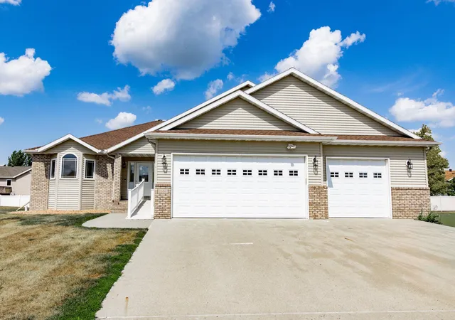 Photo 2 of Single family home for sale at 1106 Southwood Dr, Dilworth, MN 56529 | MLS# 7154658 | Listing updated on 2026-10-03