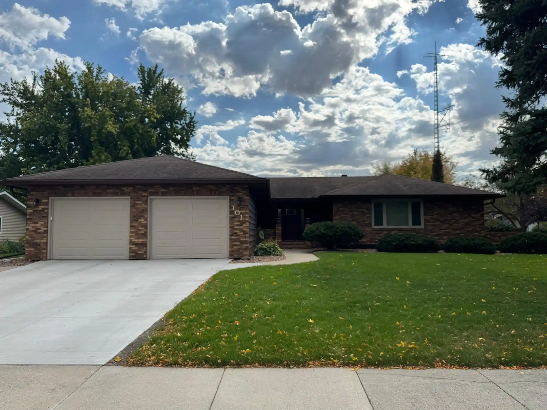 Photo 1 of Single family home for sale at 101 37th Avenue S, Moorhead, MN 56560 | MLS# 7154683 | Listing updated on 2026-10-24