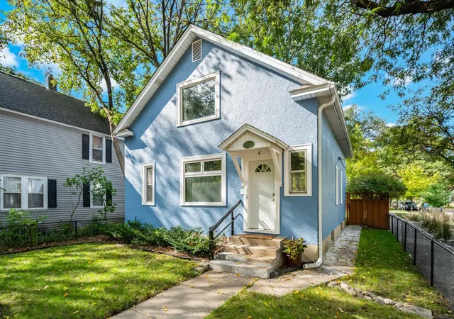 Multi family home for sale at 2800 32nd Avenue S, Minneapolis, MN 55406 | MLS# 7154703