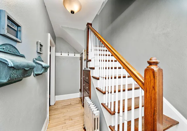 Photo 1 of House for sale at 2800 32nd Avenue S, Minneapolis, MN 55406 | MLS# 7154703 | Listing updated on 2026-10-08