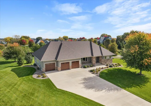 Photo 1 of Mansion for sale at 3494 Pete Miller Ct N, Stillwater, MN 55082 | MLS# 7154719 | Listing updated on 2026-10-23