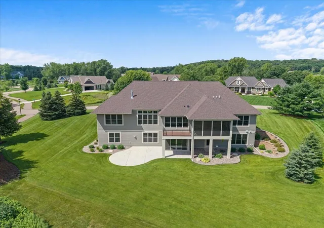 Photo 3 of Mansion for sale at 3494 Pete Miller Ct N, Stillwater, MN 55082 | MLS# 7154719 | Listing updated on 2026-10-09