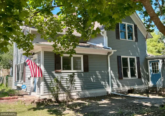 Photo 1 of Single family home for sale at 704 Mulberry St W, Stillwater, MN 55082 | MLS# 7154753 | Listing updated on 2026-10-07