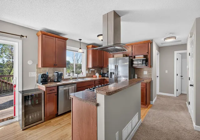Photo 4 of Single family home for sale at 4189 Pleasant St SE, Prior Lake, MN 55372 | MLS# 7154792 | Listing updated on 2026-10-08