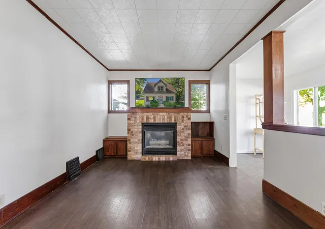 Photo 2 of Single family home for sale at 524 Marshall St S, Caledonia, MN 55921 | MLS# 7154811 | Listing updated on 2026-10-04
