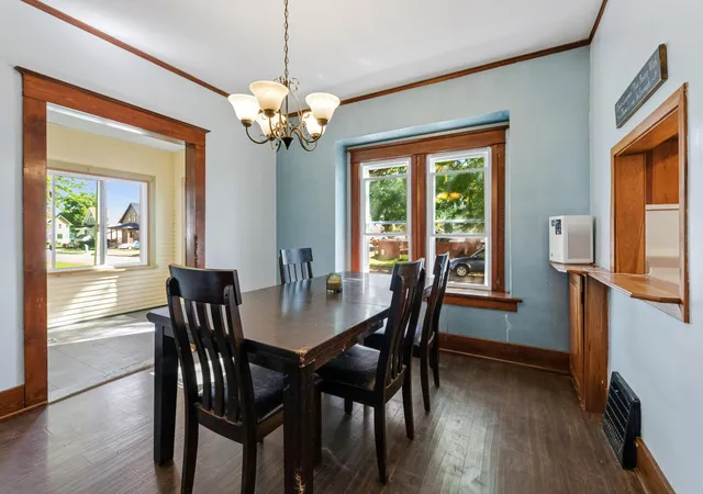 Photo 3 of Single family home for sale at 524 Marshall St S, Caledonia, MN 55921 | MLS# 7154811 | Listing updated on 2026-10-04