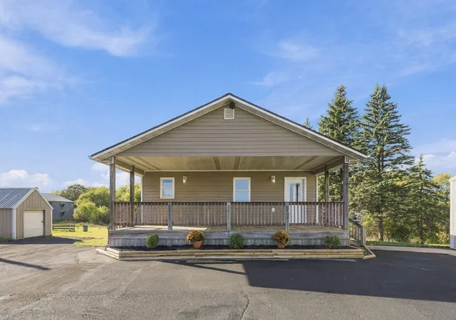 Photo 3 of Single family home for sale at 16395 State Hwy 24 Nw, Clearwater, MN 55320 | MLS# 7154842 | Listing updated on 2026-10-08