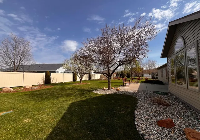 Photo 4 of Single family home for sale at 5723 Glenview Ln, Saint Cloud, MN 56303 | MLS# 7154850 | Listing updated on 2026-10-05