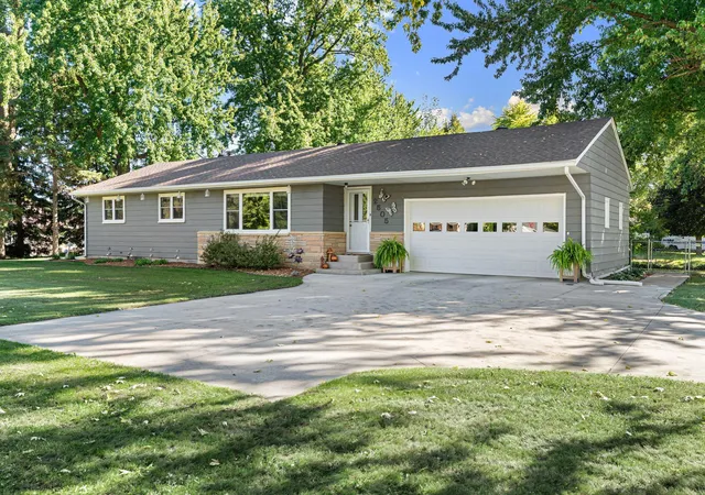 Photo 1 of Single family home for sale at 2505 16th Avenue Sw, Austin, MN 55912 | MLS# 7154867 | Listing updated on 2026-10-10